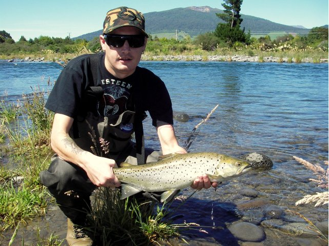 Tui Lodge luxury accommodation in Turangi can advise on all aspects of your fly fishing adventure